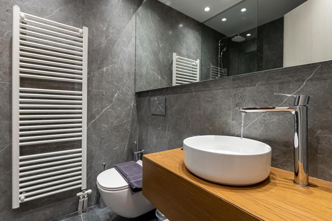 Appartamento Phaedrus Living Luxury Penthouse Ploutarchou Atene Esterno foto